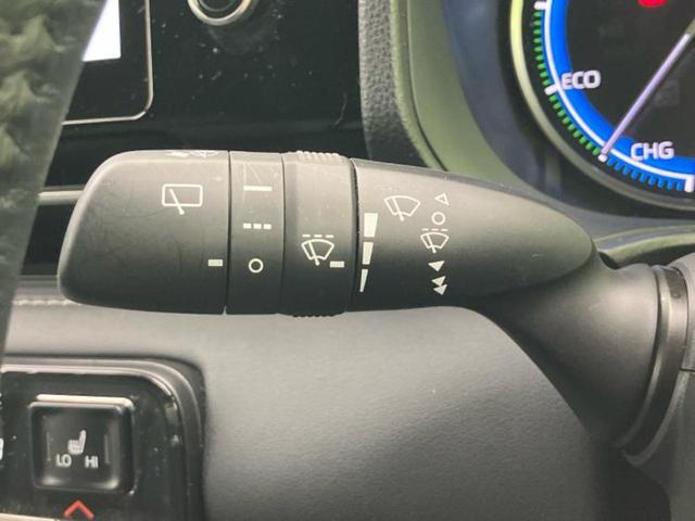 ノア ハイブリッドＳ－Ｚ　保証書／ディスプレイオーディオ＋ナビ１０インチ／フリップダウンモニター　純正　１４インチ／衝突安全装置／両側電動スライドドア／シートヒーター　前席／パノラミックビューモニター　衝突被害軽減システム（16枚目）