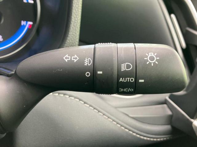 ノア ハイブリッドＳ－Ｚ　保証書／ディスプレイオーディオ＋ナビ１０インチ／フリップダウンモニター　純正　１４インチ／衝突安全装置／両側電動スライドドア／シートヒーター　前席／パノラミックビューモニター　衝突被害軽減システム（17枚目）