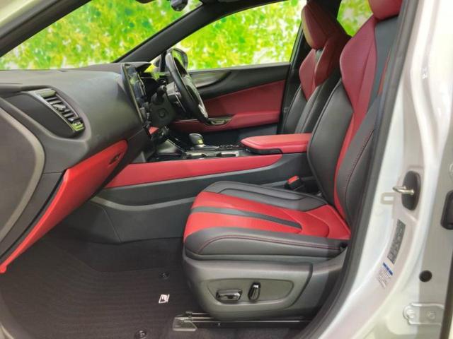 ＮＸ ４ＷＤ　ＮＸ３５０Ｆスポーツ　パノラマルーフ／マークレビンソン／保証書／ディスプレイオーディオ＋ナビ１４インチ／デジタルインナーミラー／プリクラッシュセーフティ／エアーシート　前席／パノラミックビューモニター　革シート　サンルーフ（7枚目）