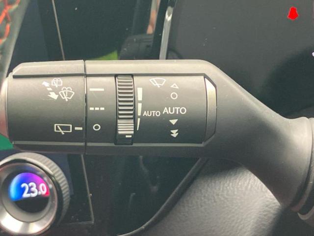 ＮＸ ４ＷＤ　ＮＸ３５０Ｆスポーツ　パノラマルーフ／マークレビンソン／保証書／ディスプレイオーディオ＋ナビ１４インチ／デジタルインナーミラー／プリクラッシュセーフティ／エアーシート　前席／パノラミックビューモニター　革シート　サンルーフ（16枚目）