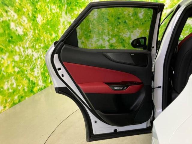 ＮＸ ４ＷＤ　ＮＸ３５０Ｆスポーツ　パノラマルーフ／マークレビンソン／保証書／ディスプレイオーディオ＋ナビ１４インチ／デジタルインナーミラー／プリクラッシュセーフティ／エアーシート　前席／パノラミックビューモニター　革シート　サンルーフ（25枚目）