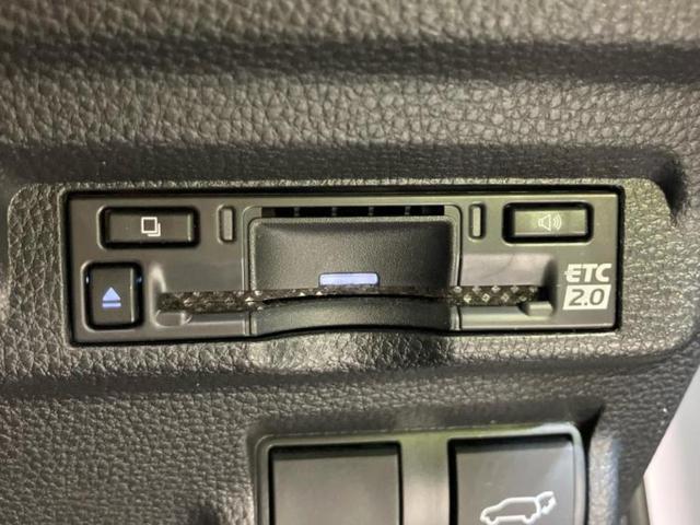 カローラクロス ハイブリッドZ 新品タイヤ/パノラマルーフ/モデリスタエアロ/保証書/ディスプレイオーディオ+ナビ10.5インチ/シートヒーター/パノラミックビューモニター/車線逸脱防止支援システム/シート ハーフレザー サンルーフ(29枚目)