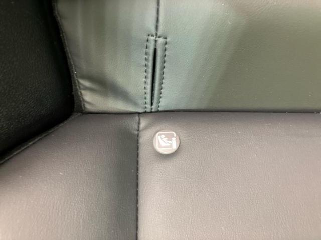 プリウス Ｓツーリングセレクション　新品タイヤ／保証書／純正　９インチ　ＳＤナビ／トヨタセーフティセンス／シートヒーター　前席／パノラミックビューモニター／車線逸脱防止支援システム／シート　合皮／ヘッドランプ　ＬＥＤ　全周囲カメラ（40枚目）