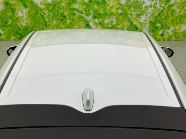 プリウス Ｓツーリングセレクション　新品タイヤ／保証書／純正　９インチ　ＳＤナビ／トヨタセーフティセンス／シートヒーター　前席／パノラミックビューモニター／車線逸脱防止支援システム／シート　合皮／ヘッドランプ　ＬＥＤ　全周囲カメラ（50枚目）