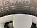WECARSの展示場では実際に見て、触ってお車をお選びいただけます!知識の豊富な営業スタッフが様々なカーライフをご提案いたします!