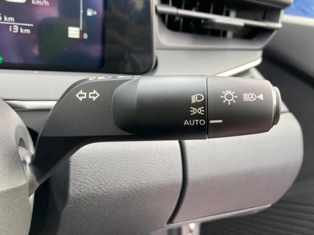 X 車線逸脱防止支援システム/パーキングアシスト バックガイド/EBD付ABS/横滑り防止装置/アイドリングストップ/エアバッグ 運転席/エアバッグ 助手席/エアバッグ サイド/パワーウインドウ(17枚目)