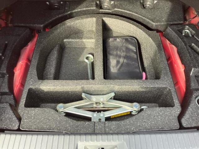 ８６ ＧＴ　新品タイヤ／社外　ＳＤナビ／ヘッドランプ　ＨＩＤ／Ｂｌｕｅｔｏｏｔｈ接続／ＥＴＣ／ＥＢＤ付ＡＢＳ／横滑り防止装置／バックモニター／フルセグＴＶ／ＤＶＤ／エアバッグ　運転席／エアバッグ　助手席（21枚目）