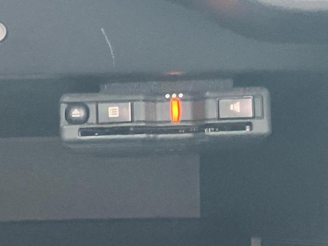 ノート eパワーB インテリジェントルームミラー/衝突安全装置/アラウンドビューモニター/車線逸脱防止支援システム/ETC/EBD付ABS/横滑り防止装置/アイドリングストップ/エアバッグ 運転席/エアバッグ 助手席(17枚目)