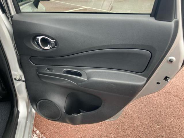 ノート eパワーB インテリジェントルームミラー/衝突安全装置/アラウンドビューモニター/車線逸脱防止支援システム/ETC/EBD付ABS/横滑り防止装置/アイドリングストップ/エアバッグ 運転席/エアバッグ 助手席(21枚目)