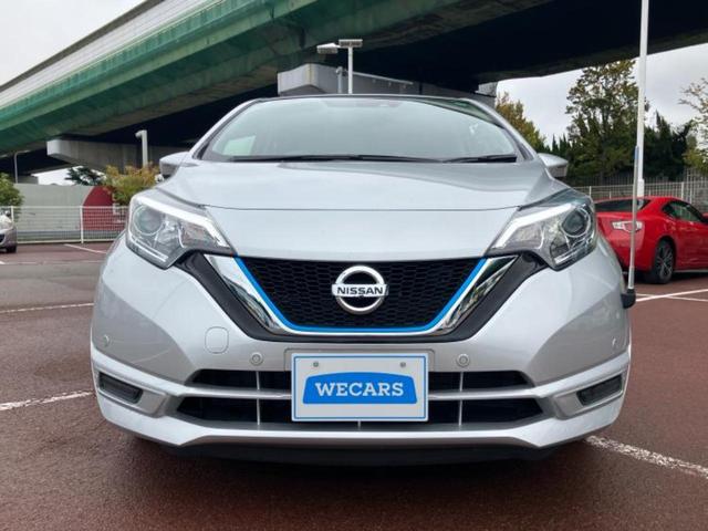 ノート eパワーB インテリジェントルームミラー/衝突安全装置/アラウンドビューモニター/車線逸脱防止支援システム/ETC/EBD付ABS/横滑り防止装置/アイドリングストップ/エアバッグ 運転席/エアバッグ 助手席(51枚目)