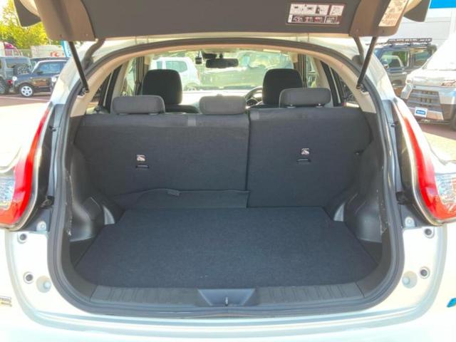 ジューク 15RX Vセレクション 新品タイヤ/保証書/純正 SDナビ/衝突安全装置/アラウンドビューモニター/車線逸脱防止支援システム/ドライブレコーダー 純正/ヘッドランプ HID/Bluetooth接続/ETC/EBD付ABS(8枚目)