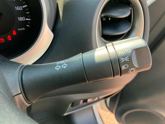 ジューク 15RX Vセレクション 新品タイヤ/保証書/純正 SDナビ/衝突安全装置/アラウンドビューモニター/車線逸脱防止支援システム/ドライブレコーダー 純正/ヘッドランプ HID/Bluetooth接続/ETC/EBD付ABS(17枚目)