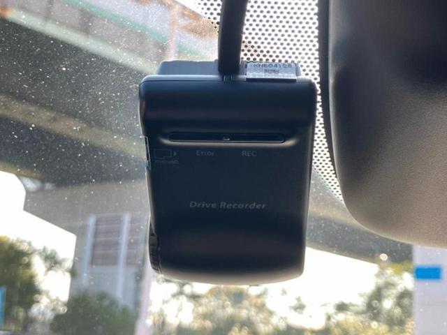 ジューク 15RX Vセレクション 新品タイヤ/保証書/純正 SDナビ/衝突安全装置/アラウンドビューモニター/車線逸脱防止支援システム/ドライブレコーダー 純正/ヘッドランプ HID/Bluetooth接続/ETC/EBD付ABS(38枚目)