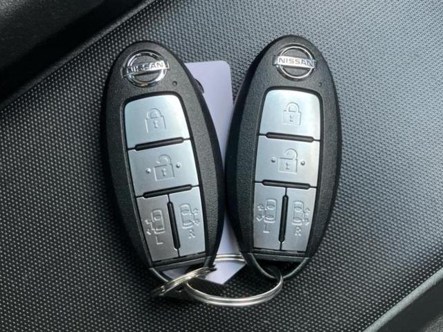 セレナ ｅパワーハイウェイスターＶ　純正　９インチ　メモリーナビ／インテリジェントルームミラー／エマージェンシーブレーキ／両側電動スライドドア／アラウンドビューモニター／車線逸脱防止支援システム／プロパイロット／ヘッドランプ　ＬＥＤ（32枚目）