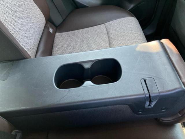 ヤリスクロス ハイブリッドZ 新品タイヤ/純正エアロ/保証書/ディスプレイオーディオ/衝突安全装置/シートヒーター/車線逸脱防止支援システム/シート ハーフレザー/ヘッドランプ LED/ETC/EBD付ABS/横滑り防止装置(53枚目)