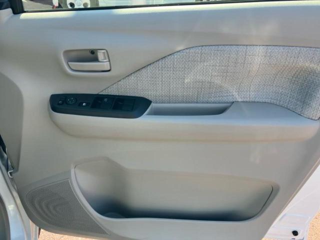 デイズ S 保証書/エマージェンシーブレーキ/車線逸脱防止支援システム/USBジャック/ABS/横滑り防止装置/アイドリングストップ/禁煙車/エアバッグ 運転席/エアバッグ 助手席/衝突安全ボディ レーンアシスト(20枚目)