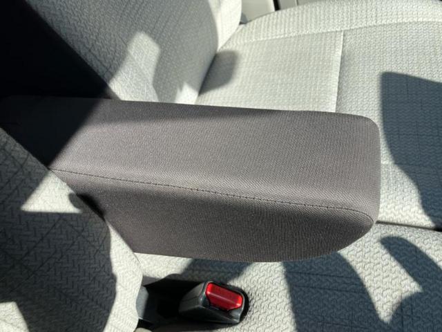 デイズ S 保証書/エマージェンシーブレーキ/車線逸脱防止支援システム/USBジャック/ABS/横滑り防止装置/アイドリングストップ/禁煙車/エアバッグ 運転席/エアバッグ 助手席/衝突安全ボディ レーンアシスト(27枚目)