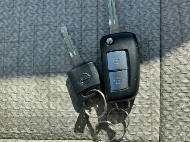 デイズ S 保証書/エマージェンシーブレーキ/車線逸脱防止支援システム/USBジャック/ABS/横滑り防止装置/アイドリングストップ/禁煙車/エアバッグ 運転席/エアバッグ 助手席/衝突安全ボディ レーンアシスト(31枚目)