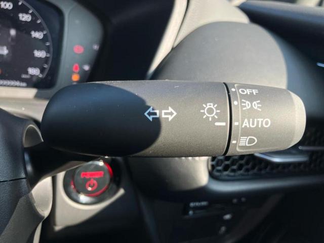 ZR-V eHEV Z 保証書/ディスプレイオーディオ+ナビ9インチ/ホンダセンシング/シートヒーター 前席/マルチビューカメラシステム/車線逸脱防止支援システム/シート フルレザー/電動バックドア/登録済未使用車 革シート(17枚目)