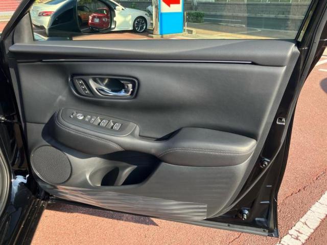 ZR-V eHEV Z 保証書/ディスプレイオーディオ+ナビ9インチ/ホンダセンシング/シートヒーター 前席/マルチビューカメラシステム/車線逸脱防止支援システム/シート フルレザー/電動バックドア/登録済未使用車 革シート(20枚目)