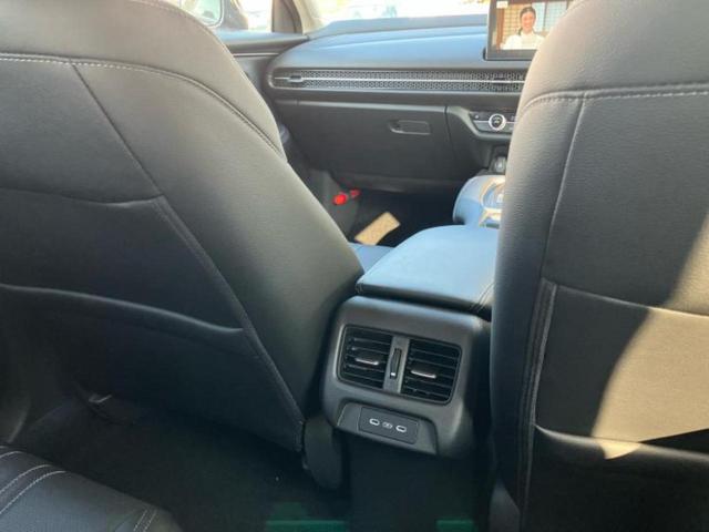 ZR-V eHEV Z 保証書/ディスプレイオーディオ+ナビ9インチ/ホンダセンシング/シートヒーター 前席/マルチビューカメラシステム/車線逸脱防止支援システム/シート フルレザー/電動バックドア/登録済未使用車 革シート(52枚目)