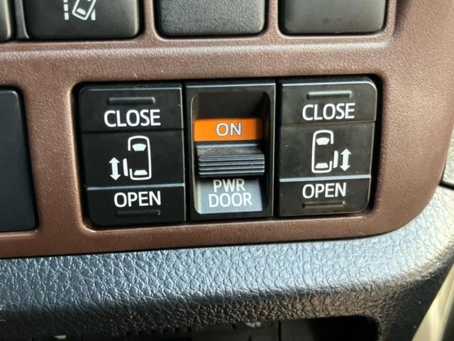 エスクァイア ハイブリッドＧｉプレミアムパッケージ　新品タイヤ／保証書／純正　１０インチ　ＳＤナビ／フリップダウンモニター／トヨタセーフティセンス／両側電動スライドドア／シートヒーター　前席／車線逸脱防止支援システム／シート　ハーフレザー　バックカメラ（45枚目）