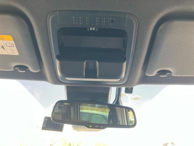 エスクァイア ハイブリッドＧｉプレミアムパッケージ　新品タイヤ／保証書／純正　１０インチ　ＳＤナビ／フリップダウンモニター／トヨタセーフティセンス／両側電動スライドドア／シートヒーター　前席／車線逸脱防止支援システム／シート　ハーフレザー　バックカメラ（55枚目）