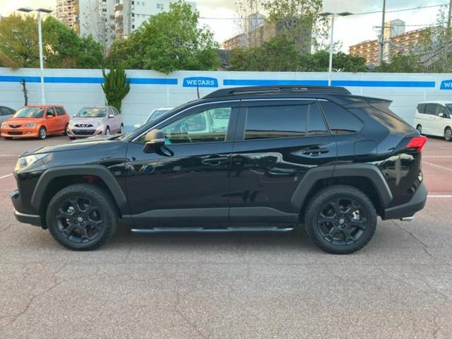 RAV4 4WDアドベンチャーオフロードパッケージ2 保証書/ディスプレイオーディオ+ナビ10インチ/デジタルインナーミラー/トヨタセーフティセンス/シートヒーター 前席/パノラミックビューモニター/車線逸脱防止支援システム/シート 合皮 全周囲カメラ(2枚目)