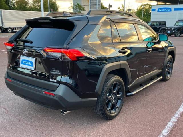 RAV4 4WDアドベンチャーオフロードパッケージ2 保証書/ディスプレイオーディオ+ナビ10インチ/デジタルインナーミラー/トヨタセーフティセンス/シートヒーター 前席/パノラミックビューモニター/車線逸脱防止支援システム/シート 合皮 全周囲カメラ(3枚目)