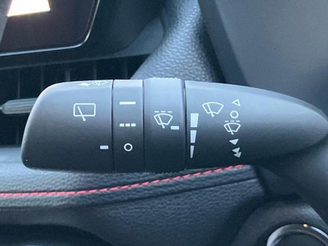 RAV4 4WDアドベンチャーオフロードパッケージ2 保証書/ディスプレイオーディオ+ナビ10インチ/デジタルインナーミラー/トヨタセーフティセンス/シートヒーター 前席/パノラミックビューモニター/車線逸脱防止支援システム/シート 合皮 全周囲カメラ(18枚目)