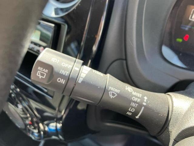 ノート ｅパワーＢ　新品タイヤ／インテリジェントルームミラー／エマージェンシーブレーキ／車線逸脱防止支援システム／ＥＴＣ／ＥＢＤ付ＡＢＳ／横滑り防止装置／アイドリングストップ／エアバッグ　運転席／エアバッグ　助手席（14枚目）