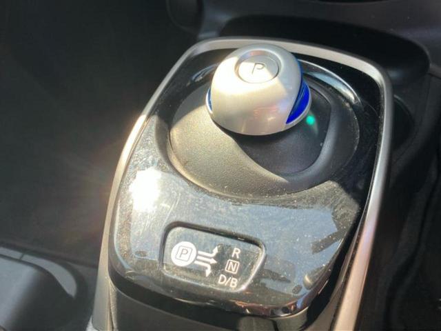 ノート ｅパワーＢ　新品タイヤ／インテリジェントルームミラー／エマージェンシーブレーキ／車線逸脱防止支援システム／ＥＴＣ／ＥＢＤ付ＡＢＳ／横滑り防止装置／アイドリングストップ／エアバッグ　運転席／エアバッグ　助手席（15枚目）