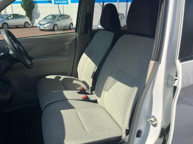 デイズ Ｓ　新品タイヤ／保証書／エマージェンシーブレーキ／ＵＳＢジャック／ＡＢＳ／横滑り防止装置／アイドリングストップ／禁煙車／エアバッグ　運転席／エアバッグ　助手席／衝突安全ボディ／パワーウインドウ　記録簿（6枚目）