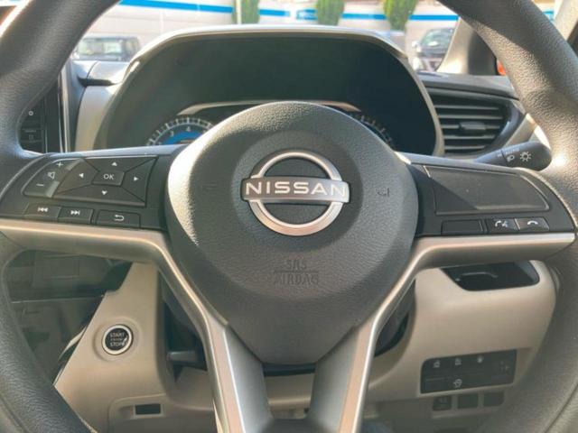 ルークス Ｘ　保証書／純正　９インチ　メモリーナビ／エマージェンシーブレーキ／ハンズフリー両側電動スライドドア／アラウンドビューモニター／車線逸脱防止支援システム／パーキングアシスト　バックガイド　全周囲カメラ（16枚目）