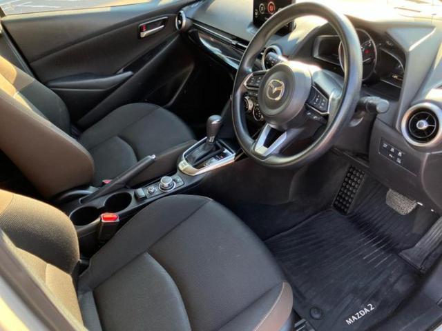 MAZDA2 15Sプロアクティブスマートエディション2 新品タイヤ/保証書/ディスプレイオーディオ/衝突安全装置/シートヒーター/全方位モニター/車線逸脱防止支援システム/ヘッドランプ LED/Bluetooth接続/ETC/EBD付ABS 全周囲カメラ(4枚目)