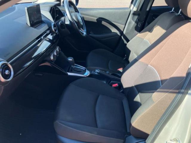 MAZDA2 15Sプロアクティブスマートエディション2 新品タイヤ/保証書/ディスプレイオーディオ/衝突安全装置/シートヒーター/全方位モニター/車線逸脱防止支援システム/ヘッドランプ LED/Bluetooth接続/ETC/EBD付ABS 全周囲カメラ(6枚目)