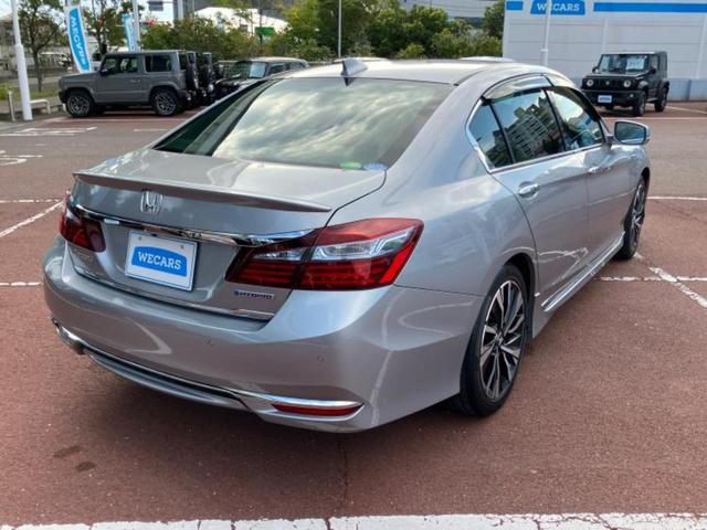 アコードハイブリッド EX 新品タイヤ/保証書/純正 SDナビ/ホンダセンシング/シートヒーター/車線逸脱防止支援システム/ヘッドランプ LED/ETC/EBD付ABS/横滑り防止装置/アイドリングストップ/バックモニター(3枚目)