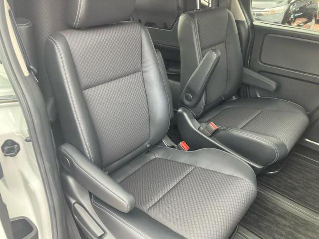 フリードハイブリッド ハイブリッドGホンダセンシング 純正 9インチ ナビ/フリップダウンモニター 純正 9インチ/衝突安全装置/両側電動スライドドア/シートヒーター 前席/車線逸脱防止支援システム/ヘッドランプ LED/ETC/EBD付ABS(5枚目)