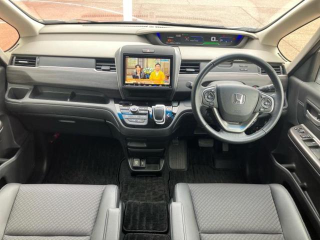 フリードハイブリッド ハイブリッドGホンダセンシング 純正 9インチ ナビ/フリップダウンモニター 純正 9インチ/衝突安全装置/両側電動スライドドア/シートヒーター 前席/車線逸脱防止支援システム/ヘッドランプ LED/ETC/EBD付ABS(52枚目)