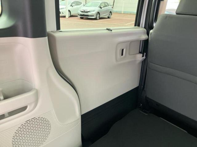 N-BOX ヒョウジュン 保証書/純正 8インチ ナビ/ホンダセンシング/電動スライドドア/シートヒーター 前席/車線逸脱防止支援システム/登録済未使用車/ヘッドランプ LED/Bluetooth接続/EBD付ABS 禁煙車(22枚目)