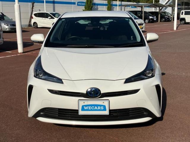 プリウス Ｓ　純正　ナビ／トヨタセーフティセンス／車線逸脱防止支援システム／ヘッドランプ　ＬＥＤ／Ｂｌｕｅｔｏｏｔｈ接続／ＥＢＤ付ＡＢＳ／横滑り防止装置／アイドリングストップ／バックモニター／フルセグＴＶ（42枚目）