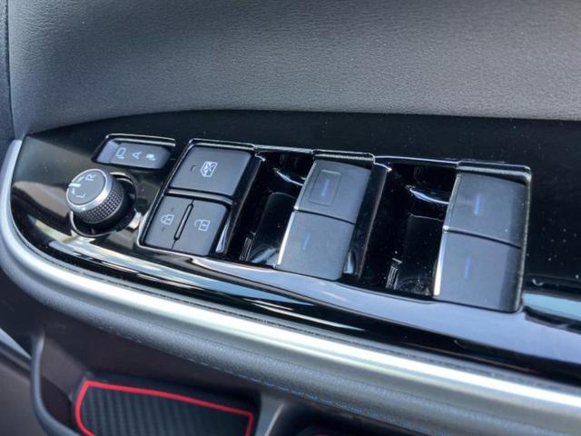 ヴォクシー ハイブリッドS-Z 新品タイヤ/モデリスタエアロ/保証書/ディスプレイオーディオ+ナビ10.5インチ/フリップダウンモニター 純正 14インチ/デジタルインナーミラー/トヨタセーフティセンス 衝突被害軽減システム(35枚目)