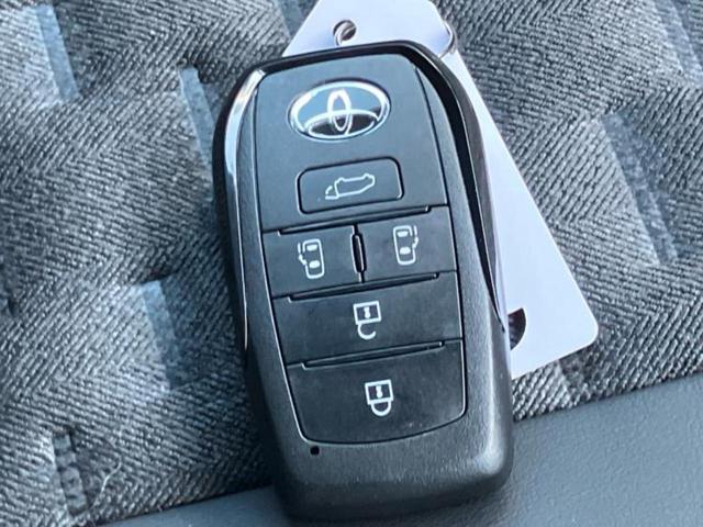 ヴォクシー ハイブリッドS-Z 新品タイヤ/モデリスタエアロ/保証書/ディスプレイオーディオ+ナビ10.5インチ/フリップダウンモニター 純正 14インチ/デジタルインナーミラー/トヨタセーフティセンス 衝突被害軽減システム(39枚目)