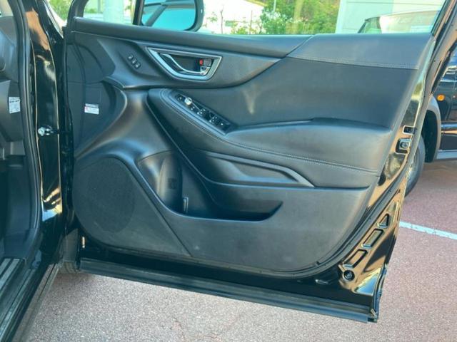 フォレスター ４ＷＤアドバンス　新品タイヤ／保証書／純正　８インチ　ＳＤナビ／デジタルインナーミラー／衝突安全装置／シートヒーター／車線逸脱防止支援システム／シート　ハーフレザー／電動バックドア／ドライブレコーダー　前後　電動シート（20枚目）