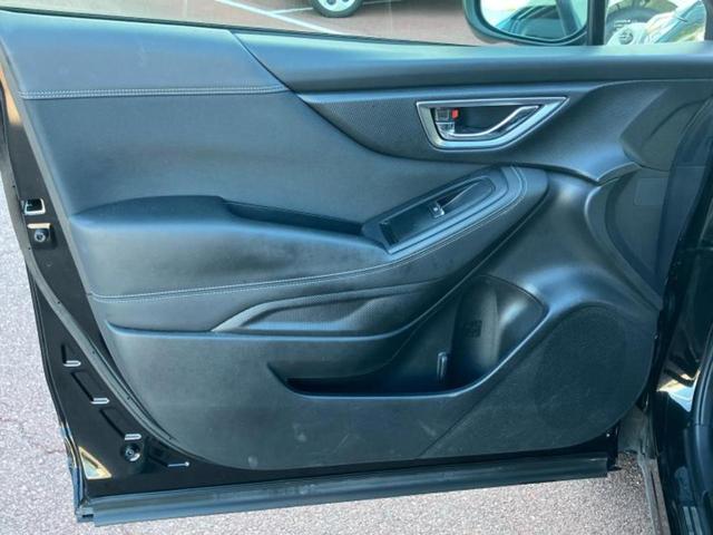 フォレスター ４ＷＤアドバンス　新品タイヤ／保証書／純正　８インチ　ＳＤナビ／デジタルインナーミラー／衝突安全装置／シートヒーター／車線逸脱防止支援システム／シート　ハーフレザー／電動バックドア／ドライブレコーダー　前後　電動シート（22枚目）