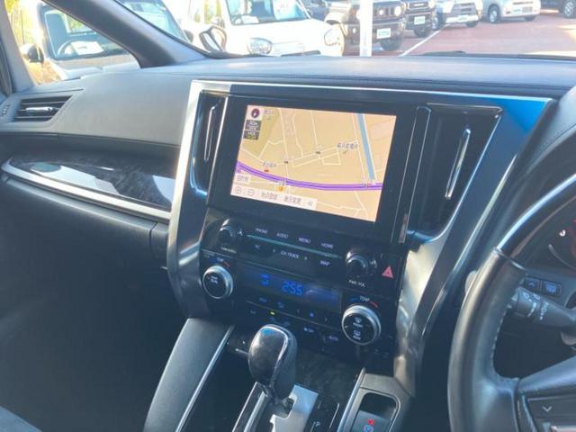 アルファード Ｓタイプゴールド　新品タイヤ／保証書／ディスプレイオーディオ＋ナビ９インチ／トヨタセーフティセンス／両側電動スライドドア／車線逸脱防止支援システム／シート　ハーフレザー／電動バックドア／ヘッドランプ　ＬＥＤ　ＤＶＤ再生（9枚目）