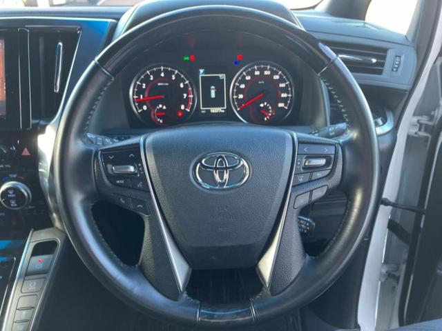 アルファード Ｓタイプゴールド　新品タイヤ／保証書／ディスプレイオーディオ＋ナビ９インチ／トヨタセーフティセンス／両側電動スライドドア／車線逸脱防止支援システム／シート　ハーフレザー／電動バックドア／ヘッドランプ　ＬＥＤ　ＤＶＤ再生（16枚目）