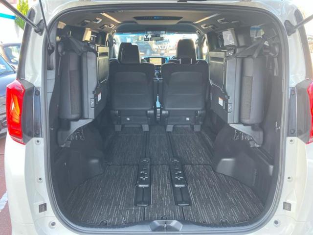 アルファード Ｓタイプゴールド　新品タイヤ／保証書／ディスプレイオーディオ＋ナビ９インチ／トヨタセーフティセンス／両側電動スライドドア／車線逸脱防止支援システム／シート　ハーフレザー／電動バックドア／ヘッドランプ　ＬＥＤ　ＤＶＤ再生（21枚目）