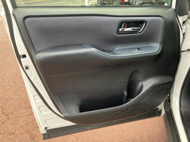 ヴォクシー ZSキラメキ2 保証書/純正 9インチ SDナビ/トヨタセーフティセンス/両側電動スライドドア/車線逸脱防止支援システム/ドライブレコーダー 社外/ヘッドランプ LED/Bluetooth接続/ETC バックカメラ(25枚目)