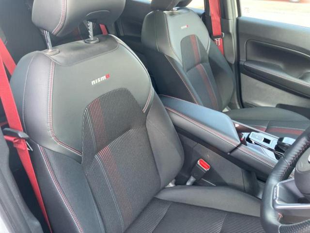 オーラ ニスモ　新品タイヤ／保証書／純正　９インチ　ＳＤナビ／インテリジェントルームミラー／衝突安全装置／シートヒーター　前席／全方位モニター／車線逸脱防止支援システム／プロパイロット／ヘッドランプ　ＬＥＤ　ＥＴＣ（4枚目）